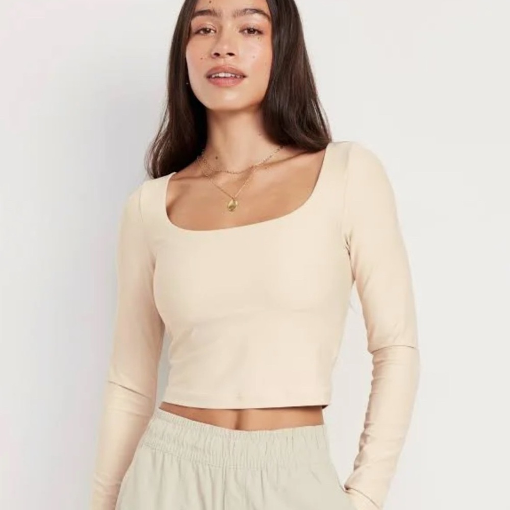 Old Navy Cropped tan long sleeve athletic top w/ built in bra